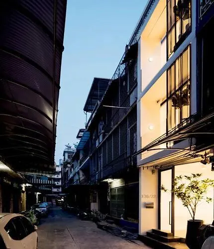Miq_5br/silom Bts,mrt/wifi 1000mb/jacuzzi/16pax 別墅 *